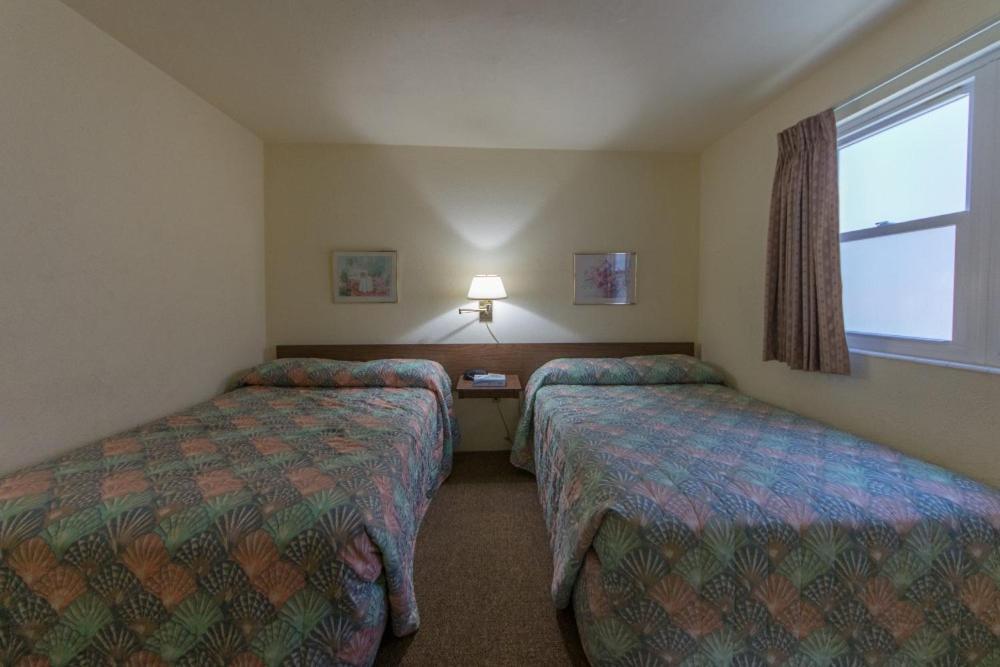 Crystal Sands Motel Wildwood Room photo